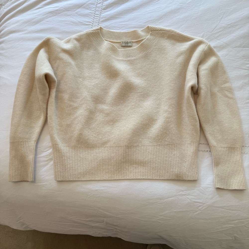 Club Monaco Cashmere Cream Sweater Size small